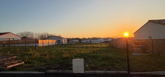 Terrain à bâtir à Avrillé, Pays de la Loire